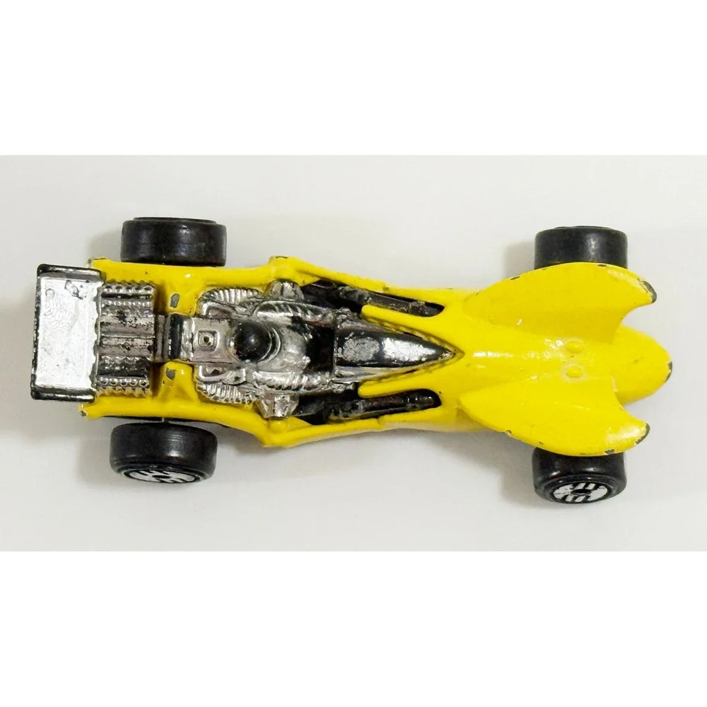 Hot Wheels Diecast Car Kids‎ 1:64 Yellow 1982 Mattel Vintage Racer